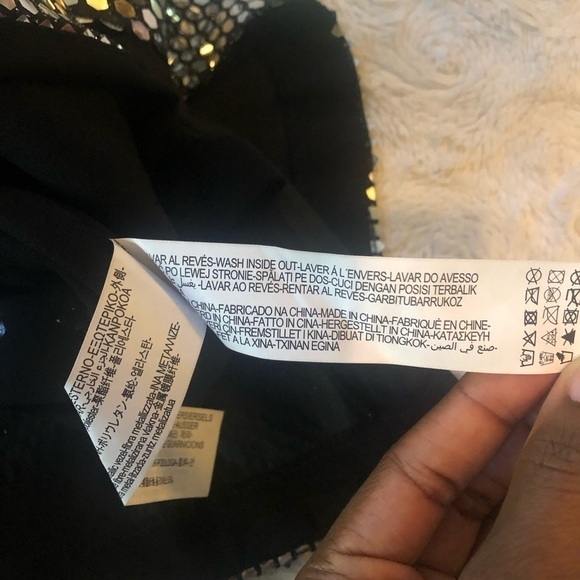 𝅺NWT ZARA Bloggers Fave Sparkly Knotted Skirt - Picture 10 of 11